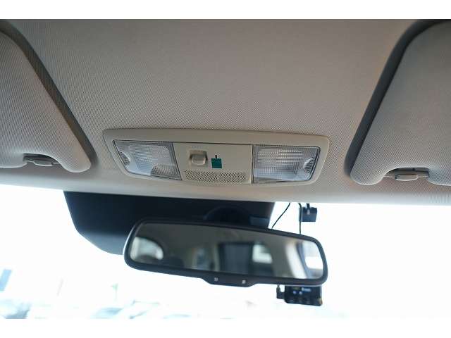 三菱 アウトランダーＰＨＥＶ ２．４ Ｇ ４ＷＤ H30年 (関東) 99