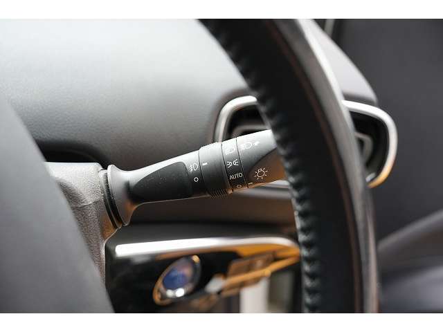 トヨタ プリウスＰＨＶ １．８ Ｓ ナビパッケージ H29年 (関東) 99