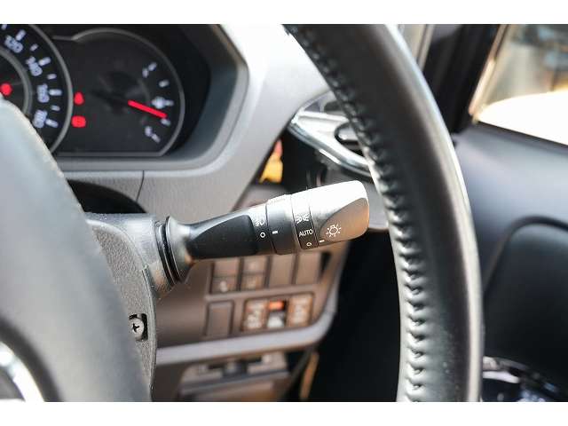 トヨタ ヴォクシー ２．０ ＺＳ 煌 H30年 (関東) 99
