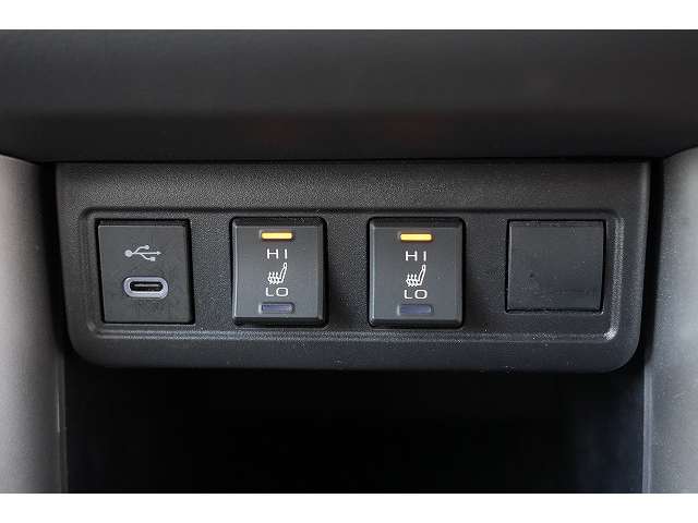 トヨタ カローラクロス ２．０ Ｚ R6年 (関東) 99