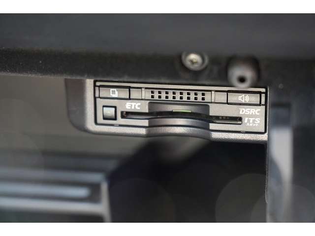 レクサス ＲＣ３００ｈ バージョンＬ H29年 (関東) 99