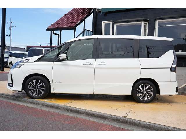 日産 セレナ ２．０ ハイウェイスター Ｖ R1年 (関東) 99