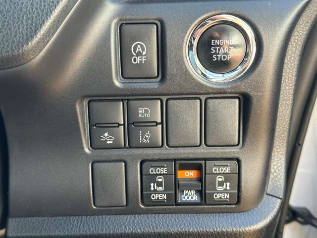 トヨタ ヴォクシー ２．０ ＺＳ H30年 (関東) 99