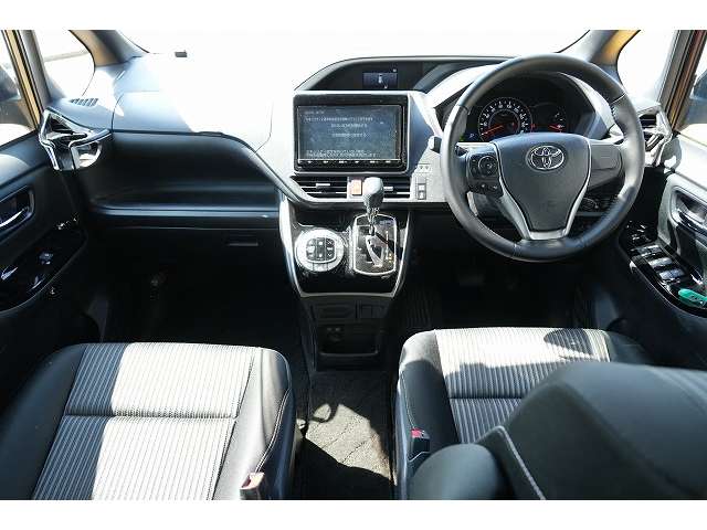 トヨタ ヴォクシー ２．０ ＺＳ 煌 H30年 (関東) 99