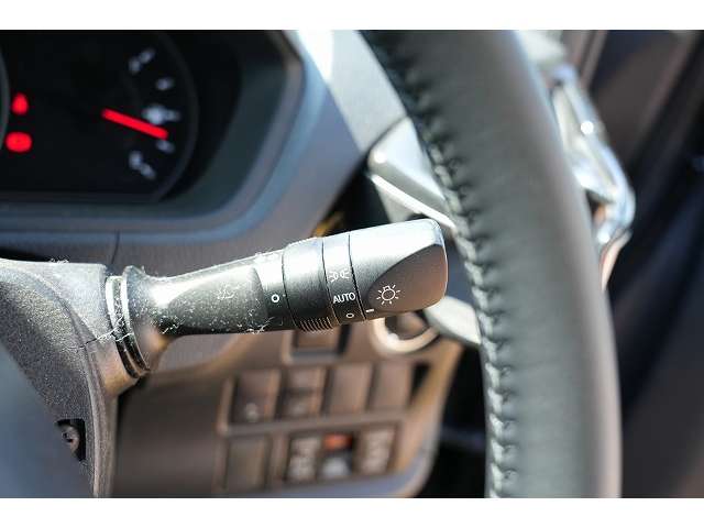 トヨタ ヴォクシー ２．０ ＺＳ 煌 H30年 (関東) 99