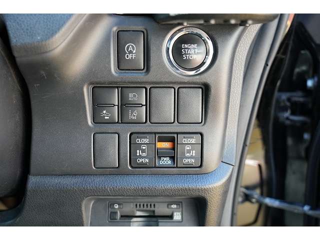 トヨタ ヴォクシー ２．０ ＺＳ 煌 H30年 (関東) 99