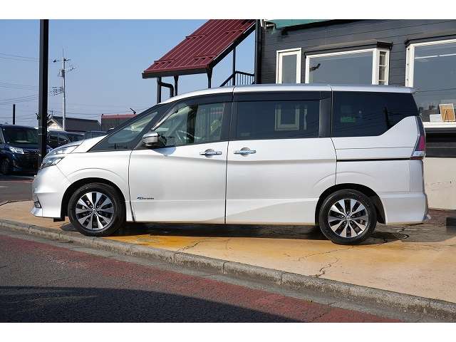 日産 セレナ ２．０ ハイウェイスター H29年 (関東) 99