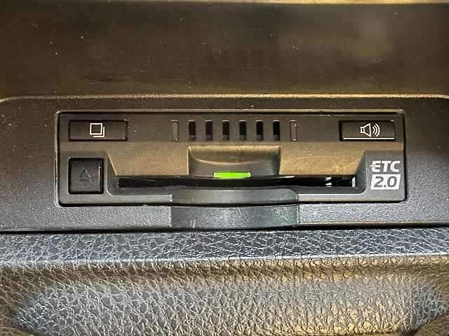 トヨタ ヴォクシー ２．０ Ｖ H29年 (関東) 99