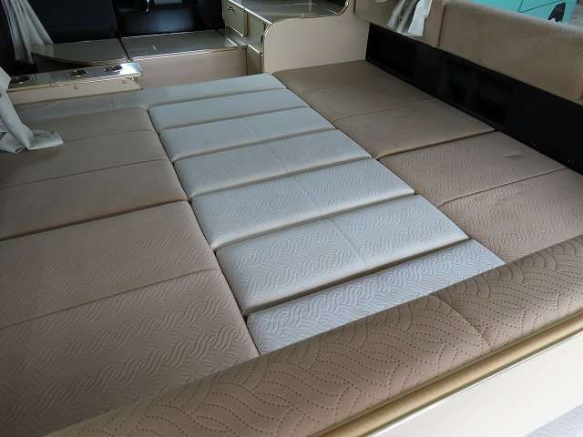 トヨタ ハイエースバン キャンピングカー H27年 (関東) 99