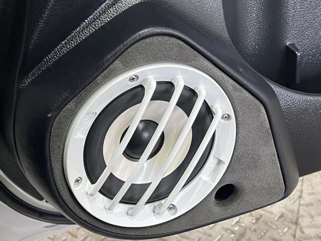 スバル ＷＲＸ　ＳＴＩ ＳＴＩ ２．０ ４ＷＤ H29年 (関東) 99