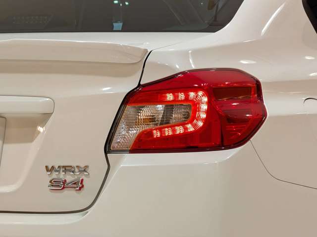 スバル ＷＲＸ　Ｓ４ Ｓ４ ２．０ＧＴ－Ｓ アイサイト ４ＷＤ H28年 (関東) 99