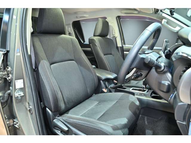 トヨタ ハイラックス ２．４ Ｚ ディーゼルターボ ４ＷＤ R4年 (関東) 99