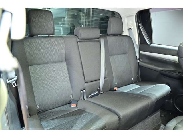 トヨタ ハイラックス ２．４ Ｚ ディーゼルターボ ４ＷＤ R4年 (関東) 99