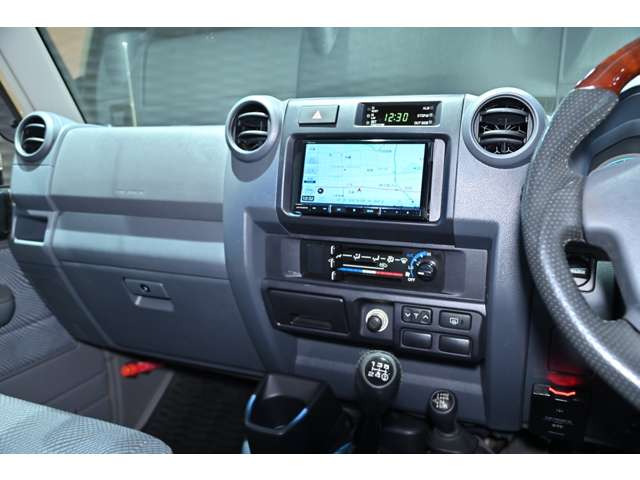 トヨタ ランドクルーザーバン ４．０ ４ＷＤ H27年 (関東) 99
