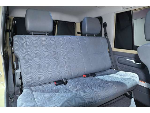 トヨタ ランドクルーザーバン ４．０ ４ＷＤ H27年 (関東) 99