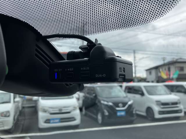 日産 セレナ １．２ Ｅ－ＰＯＷＥＲ ハイウェイスター Ｖ R1年 (関東) 99
