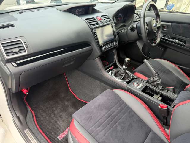 スバル ＷＲＸ　ＳＴＩ ＳＴＩ ２．０ タイプＳ ４ＷＤ H29年 (関東) 99