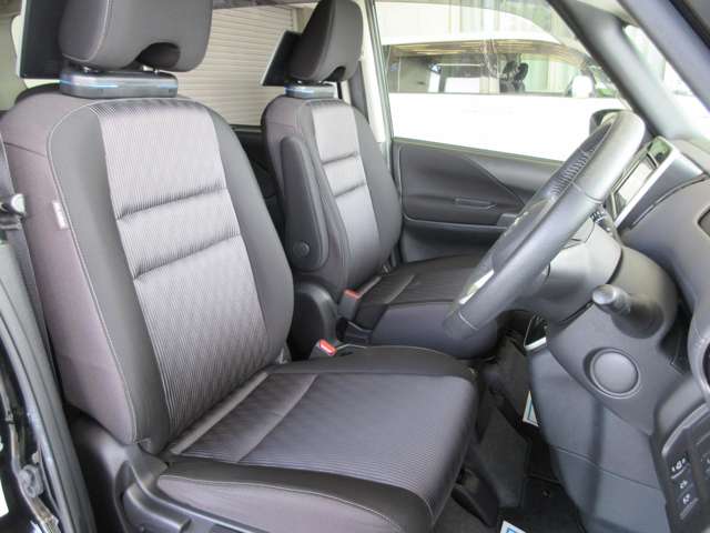 日産 セレナ １．２ Ｅ－ＰＯＷＥＲ ハイウェイスター Ｖ R1年 (関東) 99