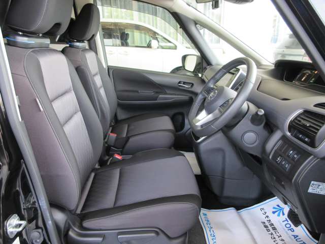日産 セレナ １．２ Ｅ－ＰＯＷＥＲ ハイウェイスター Ｖ R1年 (関東) 99