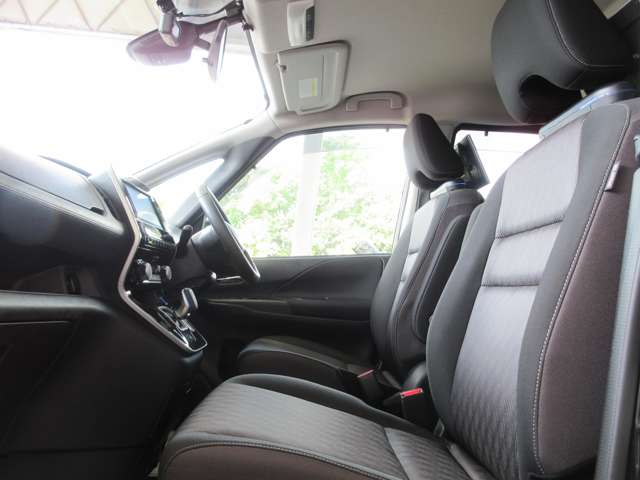 日産 セレナ １．２ Ｅ－ＰＯＷＥＲ ハイウェイスター Ｖ R1年 (関東) 99