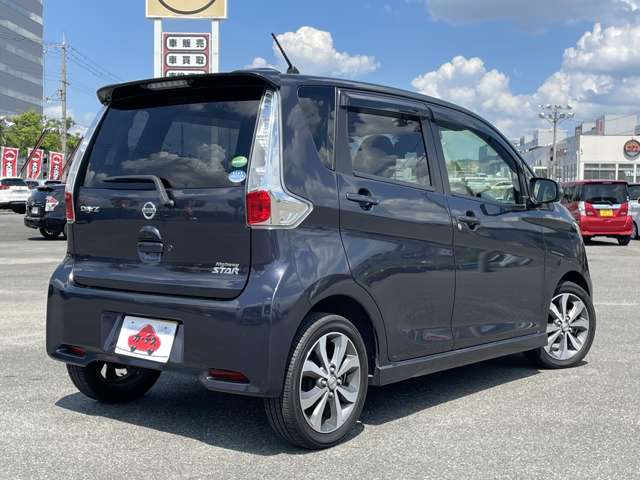 日産 デイズ ６６０ ハイウェイスターＧターボ H27年 () 99