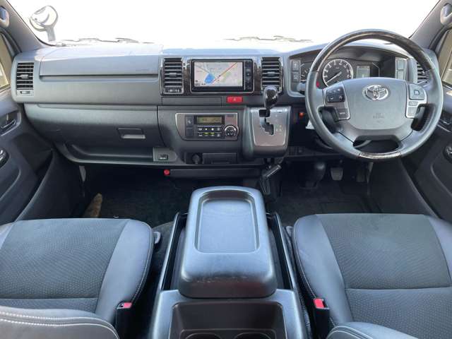 トヨタ ハイエースバン ２．８ スーパーＧＬ ダークプライムＩＩ ロングボディ ディーゼルターボ R2年 () 99