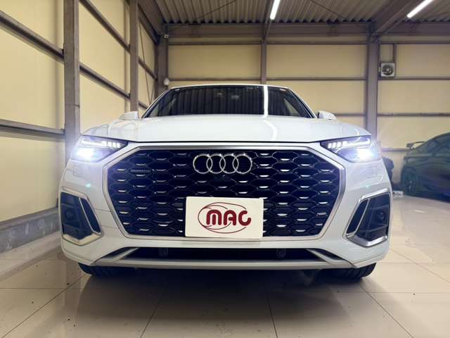 アウディ Ｑ５　スポーツバック ４０ ＴＤＩ クワトロ Ｓライン ディーゼルターボ ４ＷＤ R4年 (近畿) 99