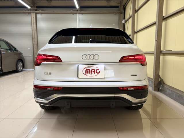 アウディ Ｑ５　スポーツバック ４０ ＴＤＩ クワトロ Ｓライン ディーゼルターボ ４ＷＤ R4年 (近畿) 99