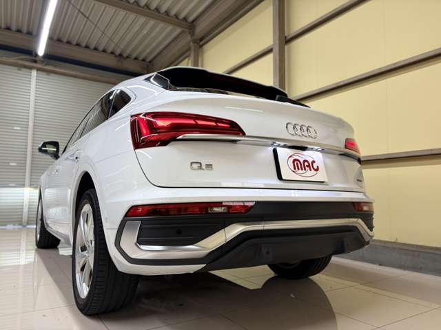 アウディ Ｑ５　スポーツバック ４０ ＴＤＩ クワトロ Ｓライン ディーゼルターボ ４ＷＤ R4年 (近畿) 99