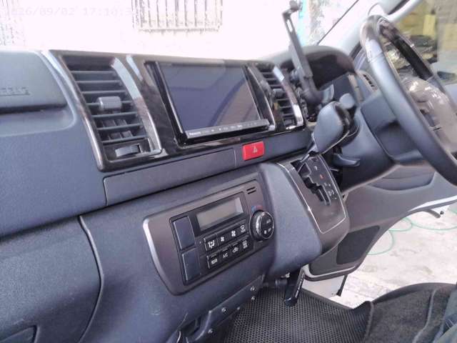 トヨタ ハイエースバン ２．０ スーパーＧＬ ダークプライム ロングボディ H28年 (近畿) 99