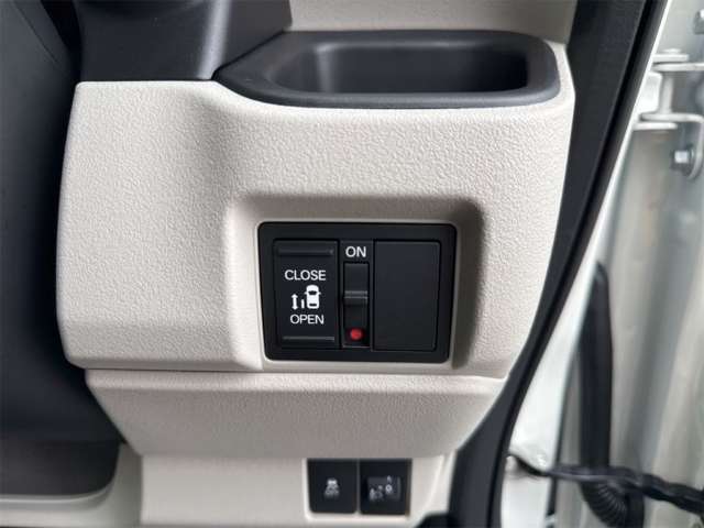 ホンダ Ｎ　ＢＯＸ ６６０ R8年 () 99