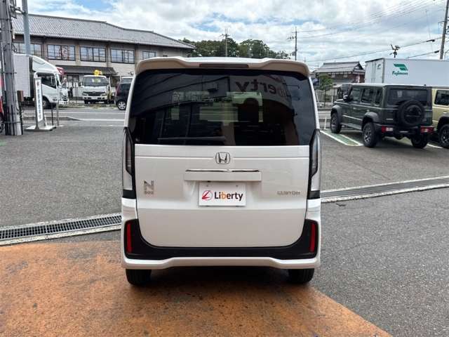 ホンダ Ｎ　ＢＯＸ カスタム ６６０ R8年 () 99