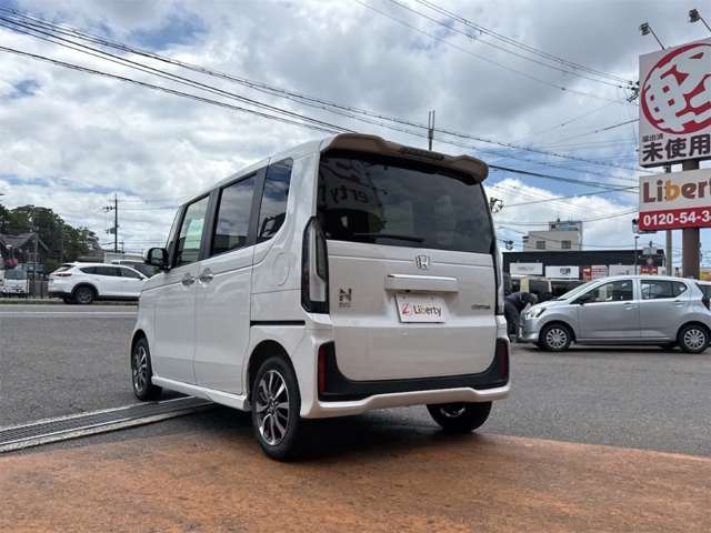 ホンダ Ｎ　ＢＯＸ カスタム ６６０ R8年 () 99