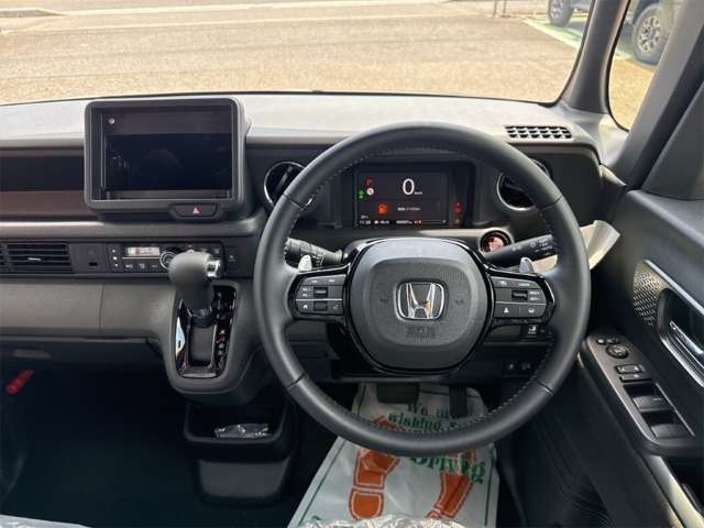 ホンダ Ｎ　ＢＯＸ カスタム ６６０ ターボ R8年 () 99