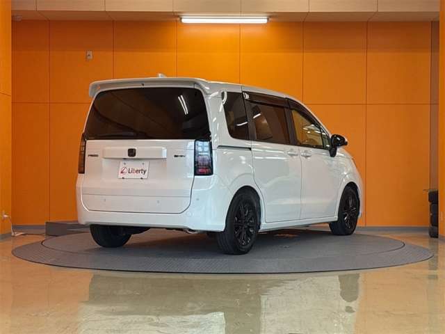 ホンダ フリード　ハイブリッド １．５ Ｅ：ＨＥＶ エアー ＥＸ R7年 () 99