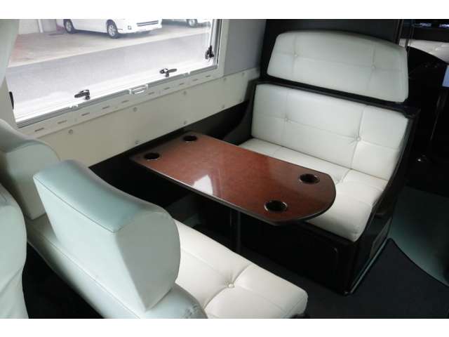 日野自動車 リエッセＩＩ ＲＶビックフット H22年 (中国) 99