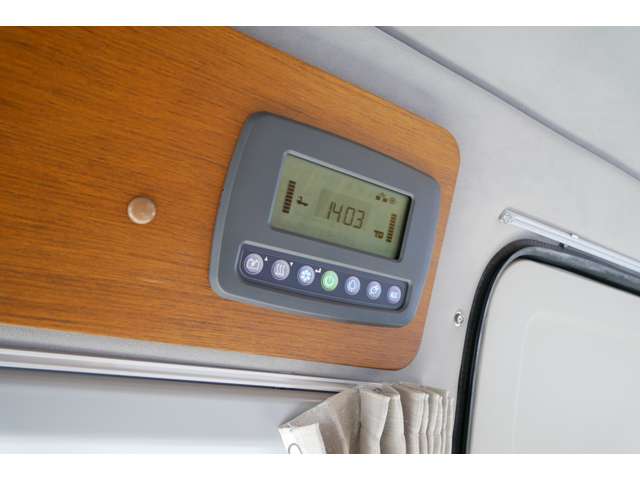 トヨタ ハイエースバン トイファクトリー H28年 (四国) 99