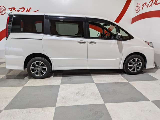 トヨタ ノア ２．０ ＳＩ ＷＸＢＩＩ ４ＷＤ R1年 (東北) 99