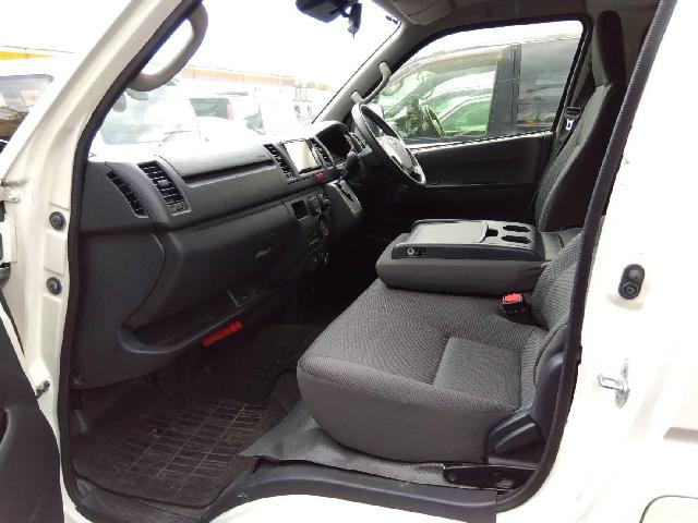 トヨタ ハイエースバン ２．０ ＤＸ ロング R2年 (四国) 99