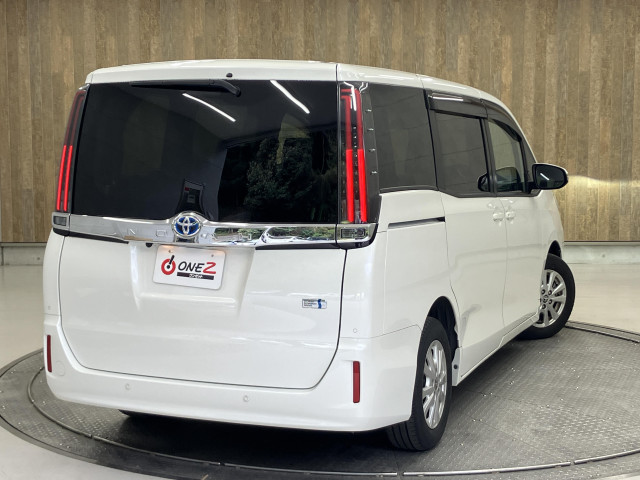 トヨタ ノア １．８ ハイブリッド Ｇ R3年 (近畿) 99