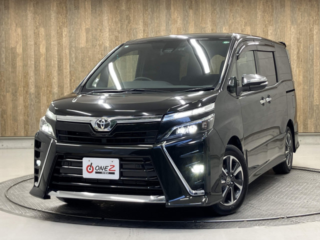 トヨタ ヴォクシー ２．０ ＺＳ 煌ＩＩＩ R3年 (近畿) 99