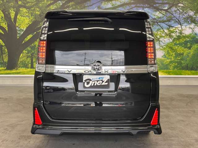 トヨタ ヴォクシー ２．０ ＺＳ H26年 (近畿) 99