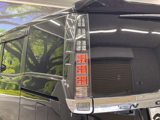トヨタ ヴォクシー ２．０ ＺＳ H26年 (近畿) 99