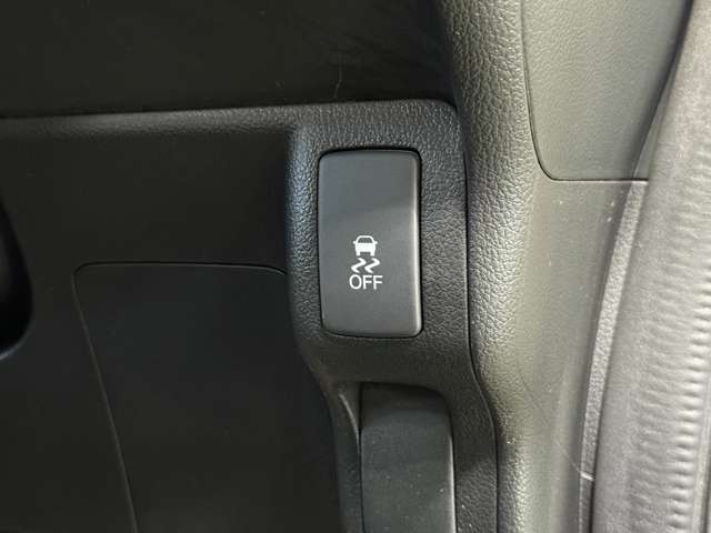 ホンダ Ｎ　ＢＯＸ ６６０ カスタムＧ ＳＳパッケージ H25年 (近畿) 99