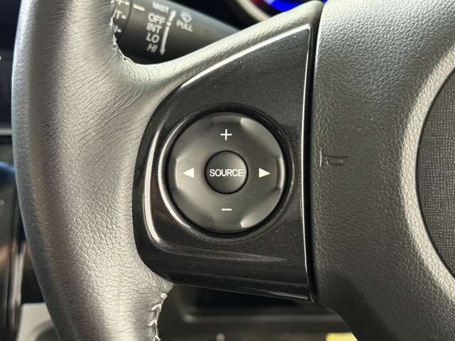 ホンダ Ｎ　ＢＯＸ ６６０ カスタムＧ ＳＳパッケージ H25年 (近畿) 99