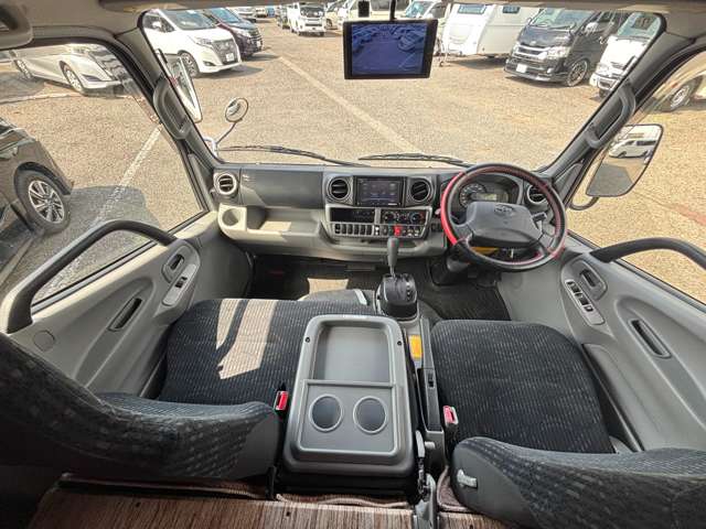 トヨタ カムロード ナッツＲＶ H30年 (関東) 99