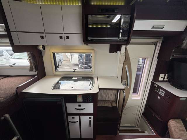 トヨタ カムロード ナッツＲＶ H30年 (関東) 99