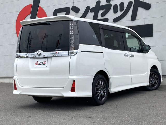 トヨタ ヴォクシー ２．０ ＺＳ 煌 H27年 (四国) 99