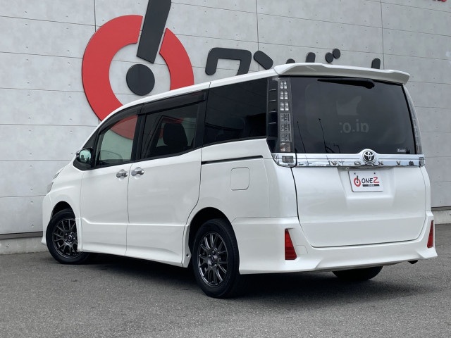 トヨタ ヴォクシー ２．０ ＺＳ 煌 H27年 (四国) 99