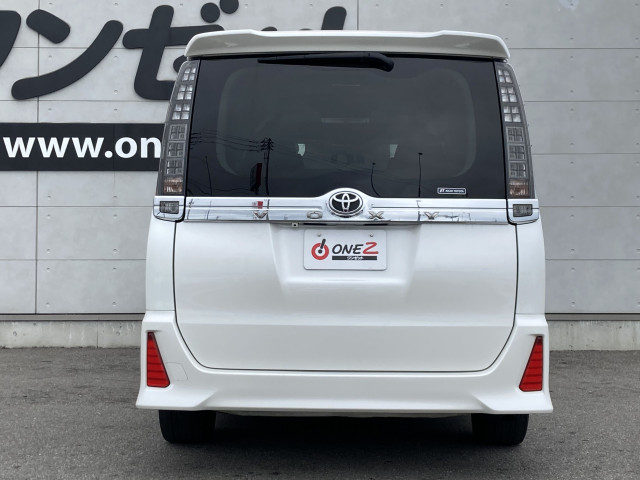 トヨタ ヴォクシー ２．０ ＺＳ 煌 H27年 (四国) 99